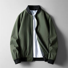 Men’s Lightweight Softshell Bomber Jacket in Green