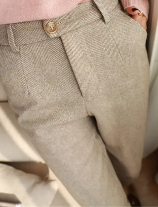 Men’s Tailored Herringbone Pants in Beige