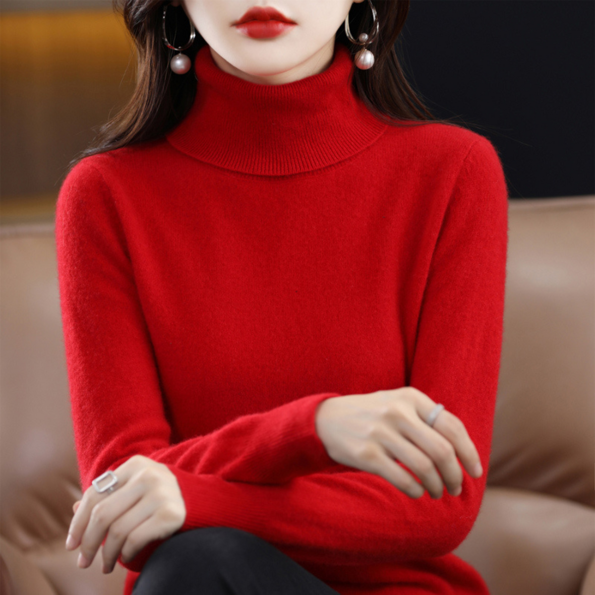 Women’s Cashmere-Blend Slim Turtleneck Sweater in Red