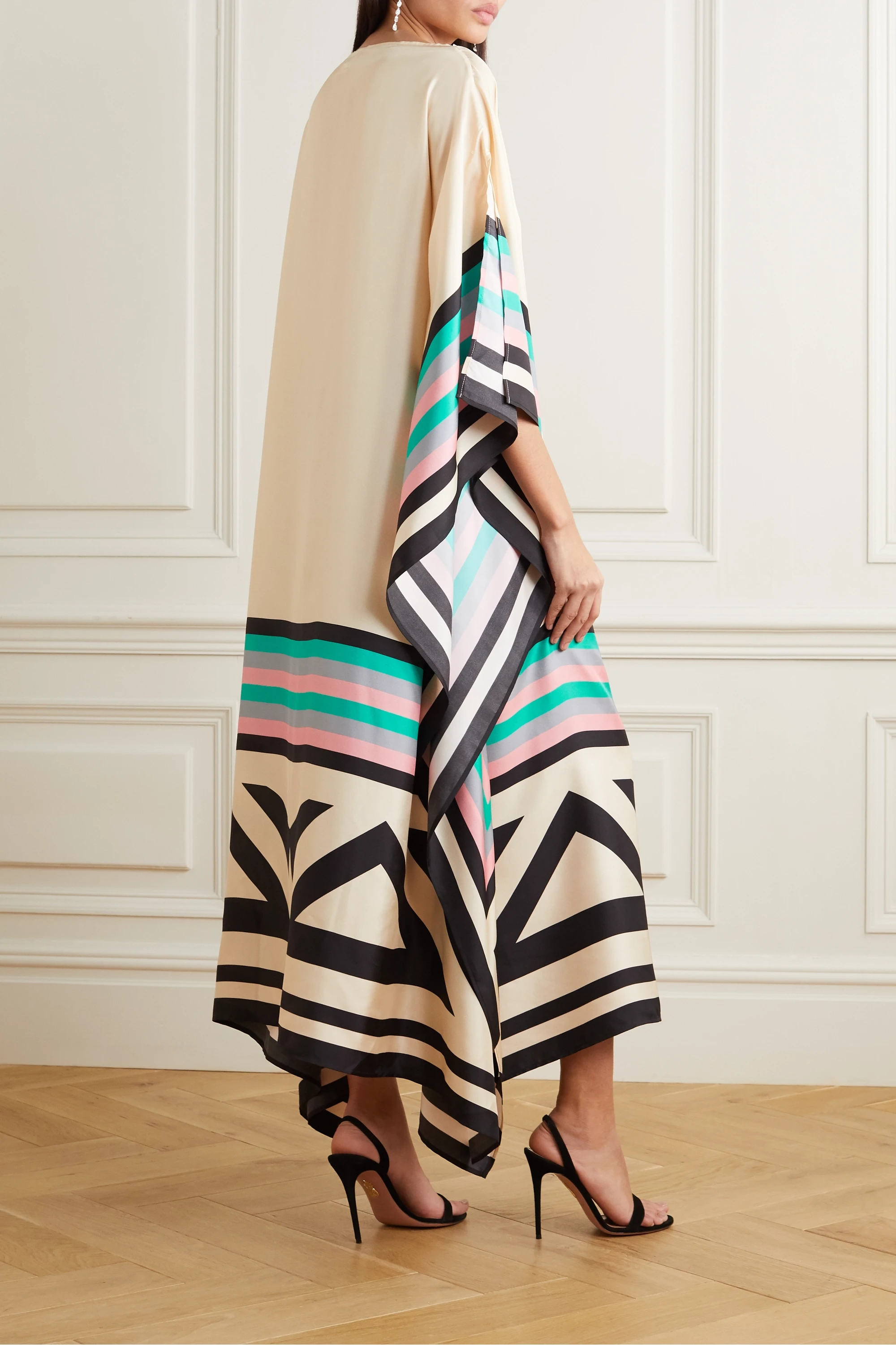 Aria | Women's Geometric Print Kaftan Batwing Sleeve Maxi Dress