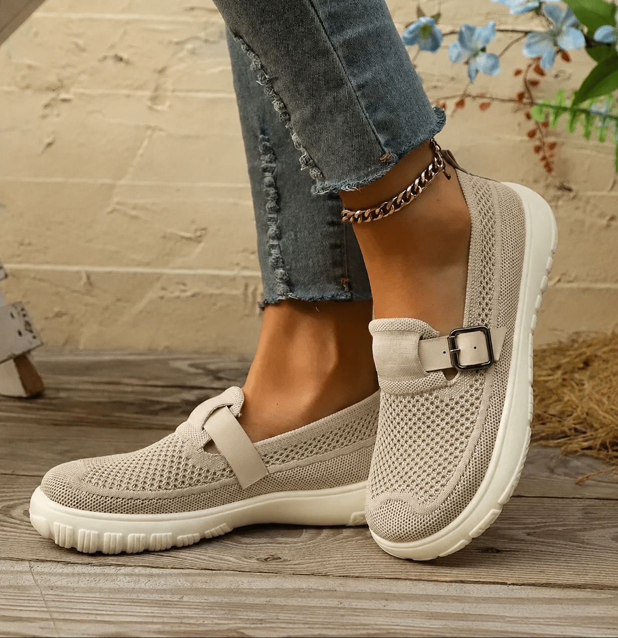 Celestria | Women's Mesh Walking Sandals