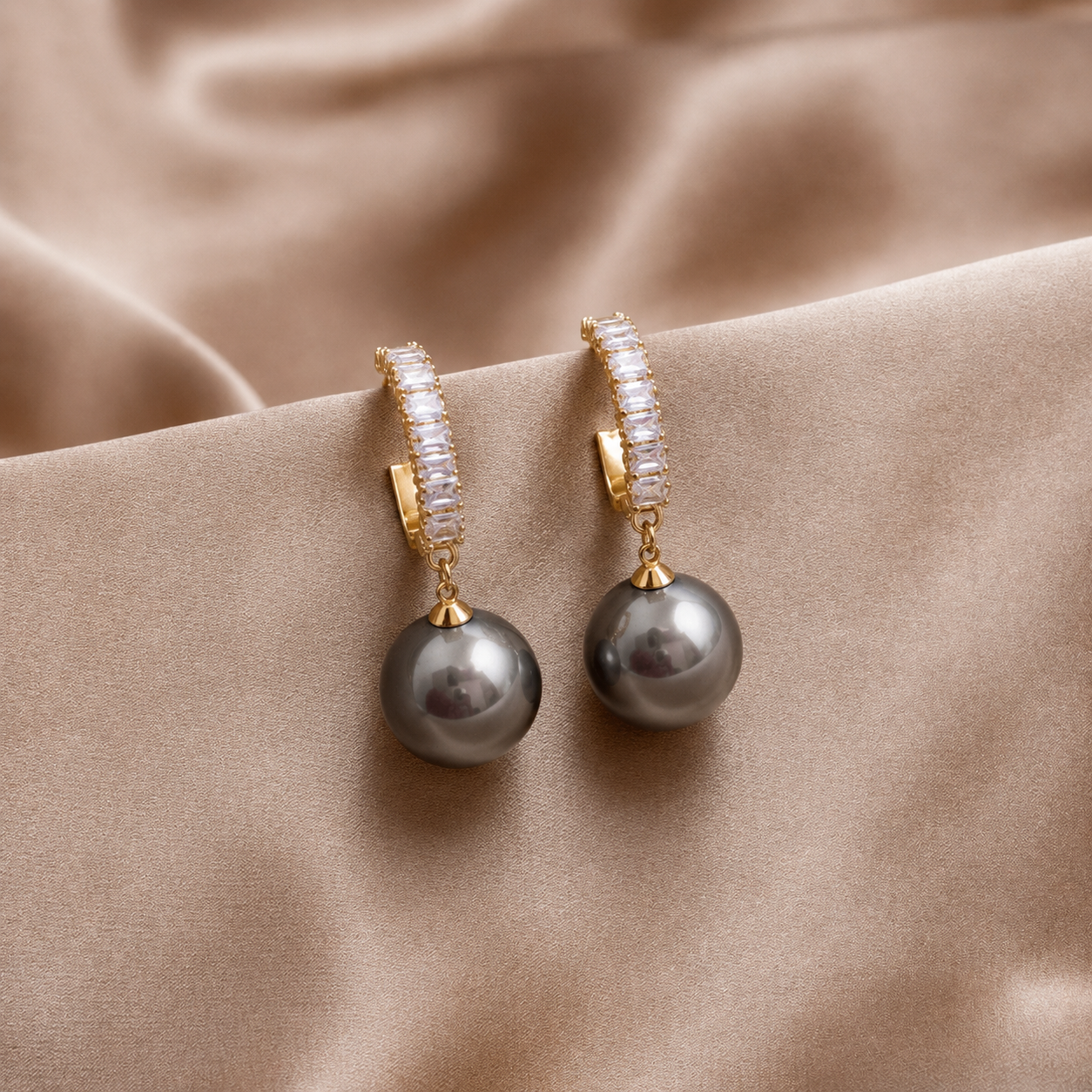 Elegant Earrings with Pearls and Zirconia