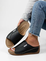 Ayla | Platform Slides