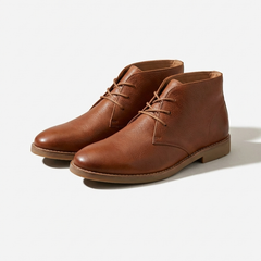 Men’s Leather Welt-Detail Chukka Boots in Brown