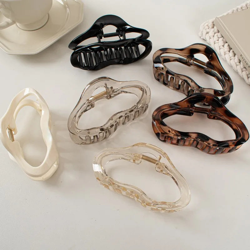 Jarra™ | Irregular cave hair clips