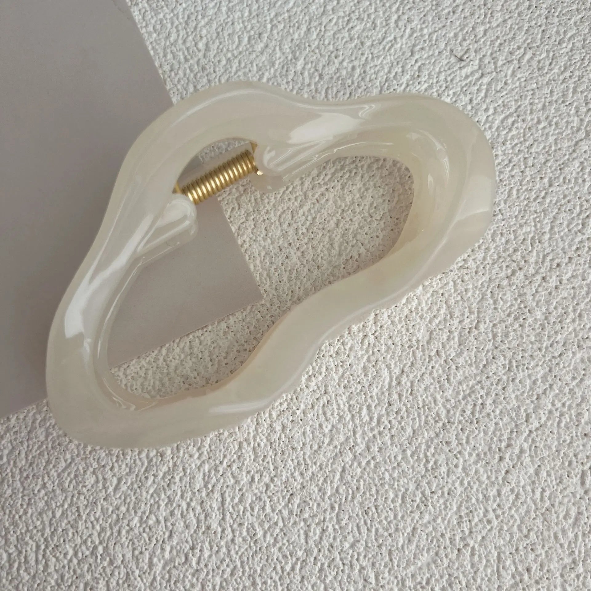 Jarra™ | Irregular cave hair clips