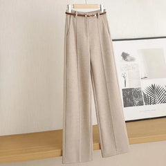 Women’s Lambswool Straight-Leg Tailored Pants in Apricot