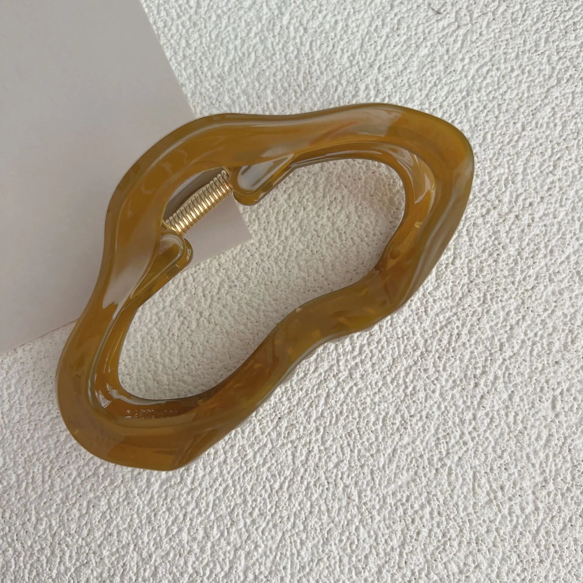 Jarra™ | Irregular cave hair clips