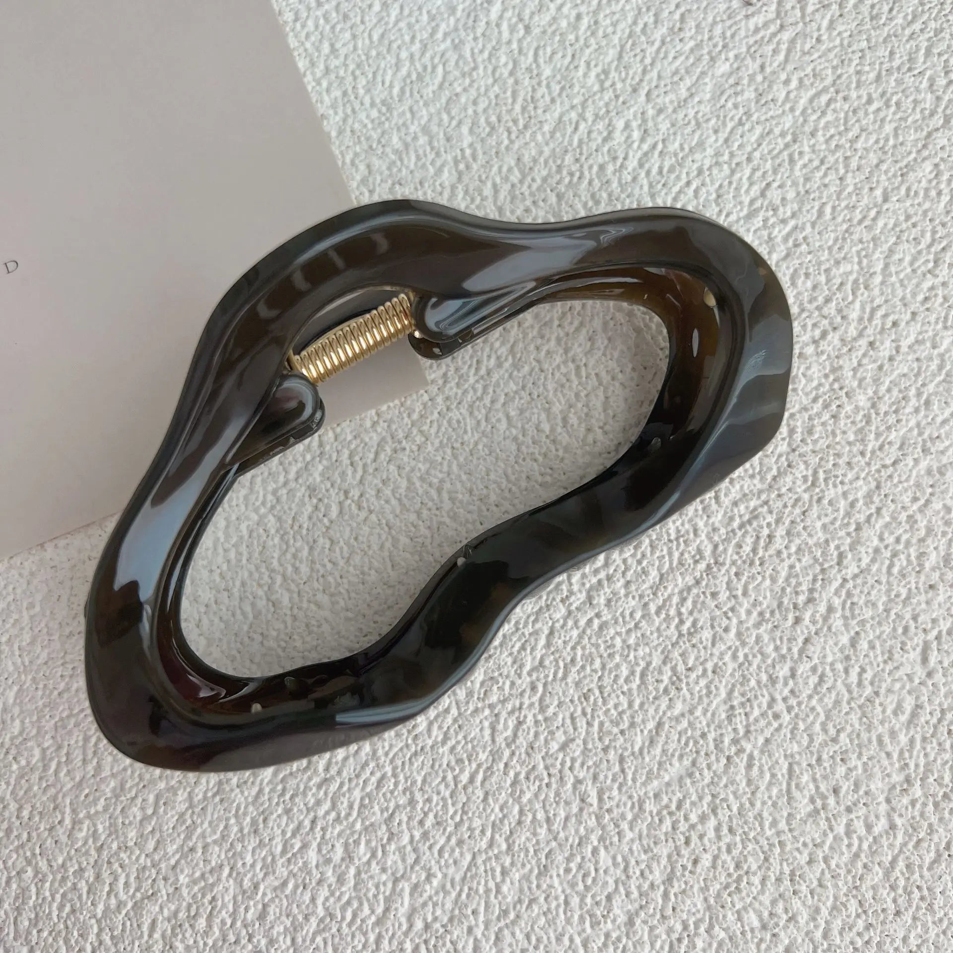Jarra™ | Irregular cave hair clips