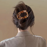 Brenda™ | Fashion Oval Flat Hair Claw Clips for Women Matte Duckbill Clip Back-of-Head Bun Hair Accessories Simple Clip Hair Ornament