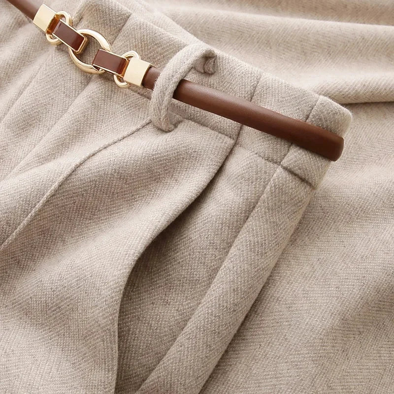 Women’s Lambswool Straight-Leg Tailored Pants