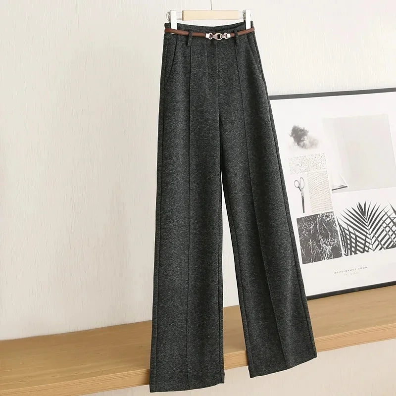 Women’s Lambswool Straight-Leg Tailored Pants in Dark Gray
