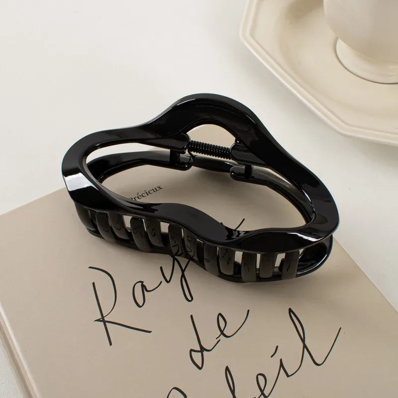 Jarra™ | Irregular cave hair clips