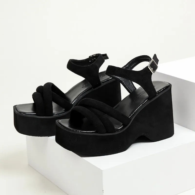 Carmela | Bold Elegance, Lasting Comfort