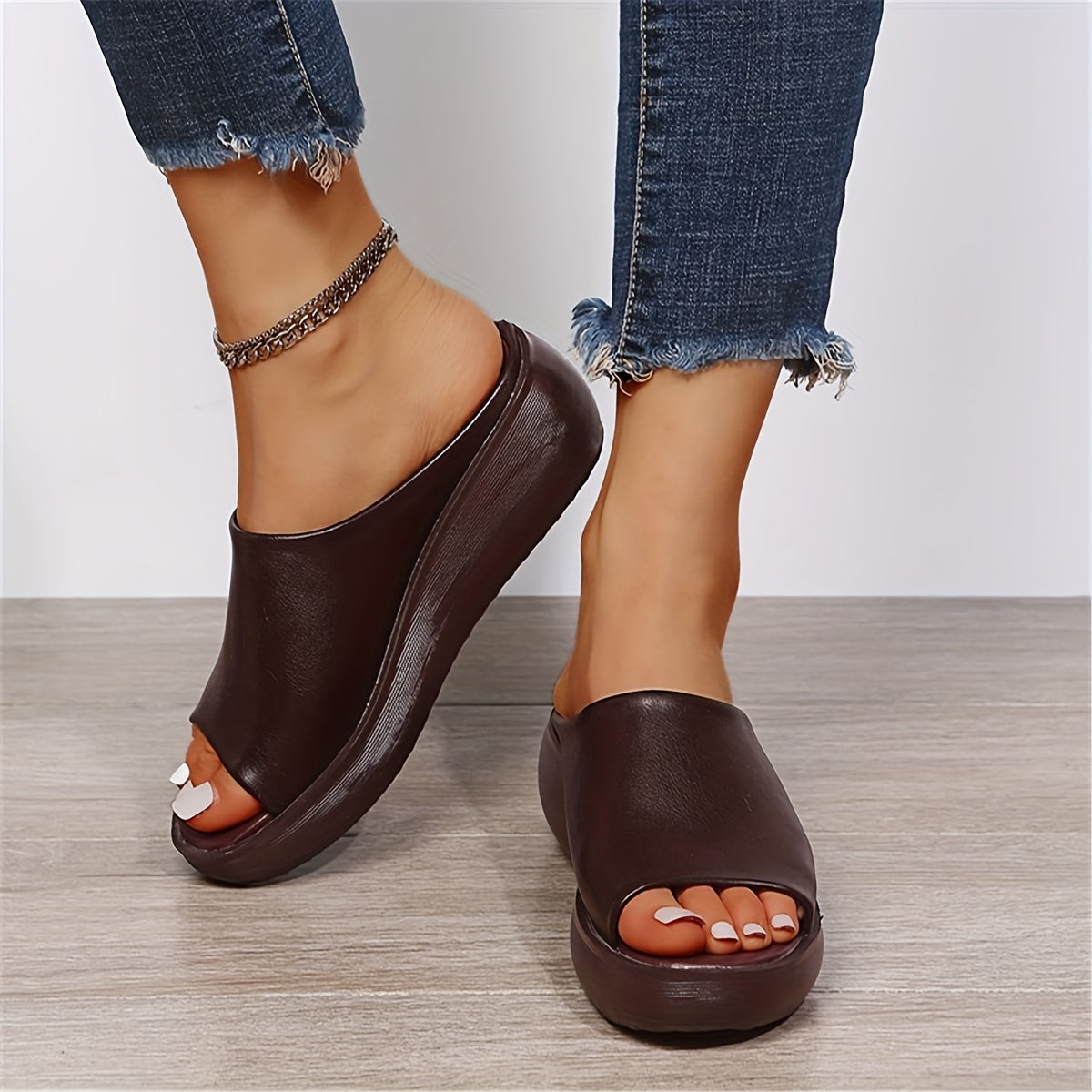 Noelia | Effortless Comfort, Modern Simplicity