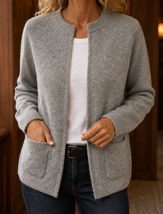 Women’s Ribbed Pocket Detail Cardigan in Gray