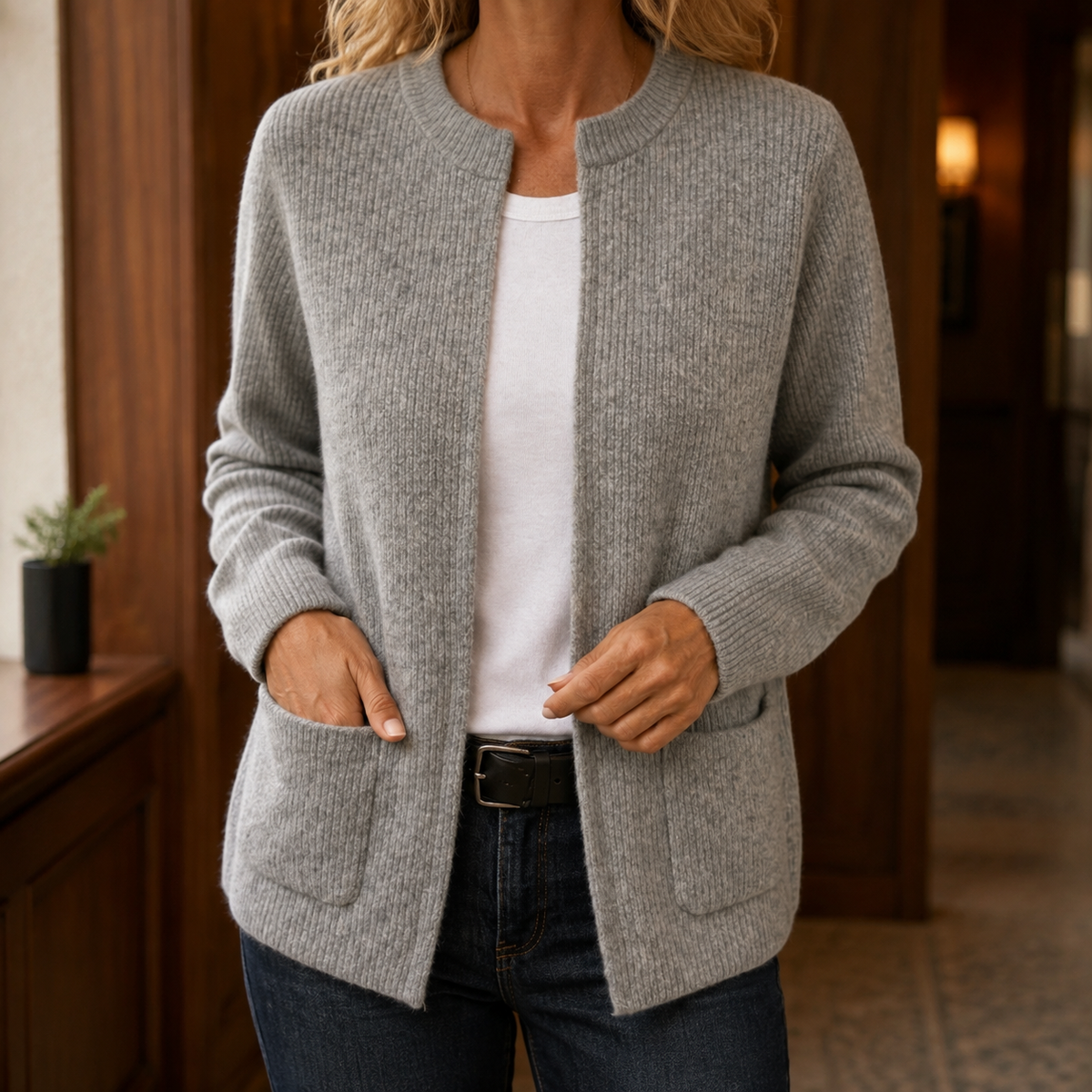 Women’s Ribbed Pocket Detail Cardigan in Gray