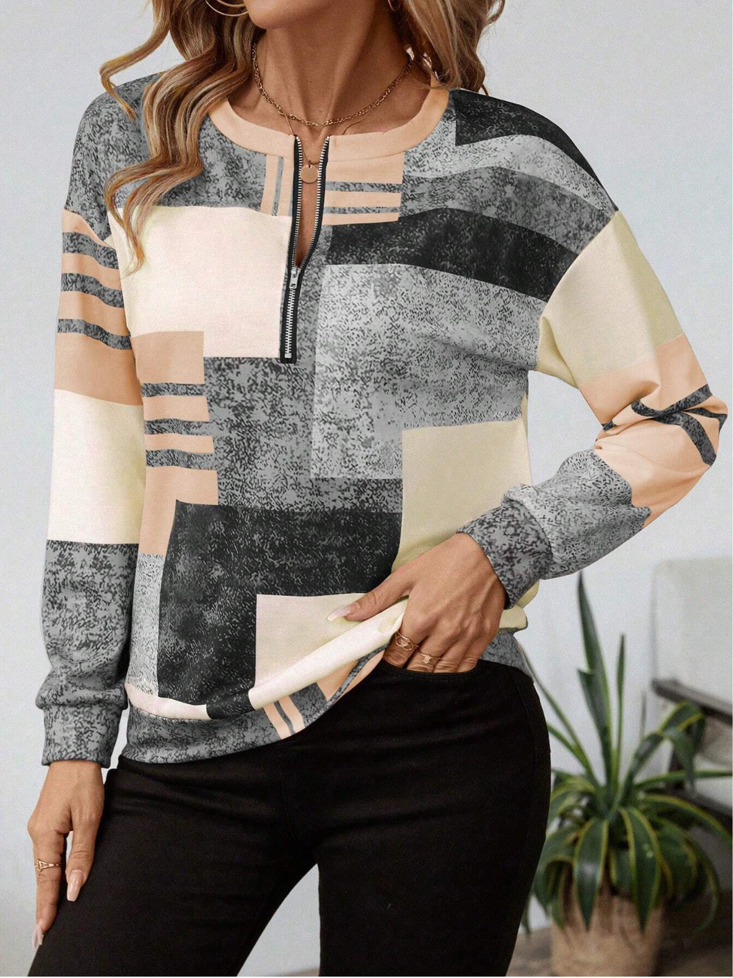 Zinnia | Women's Abstract Print Long Sleeve Top